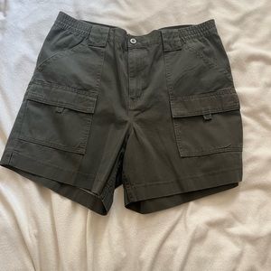 Men’s Covington shorts.